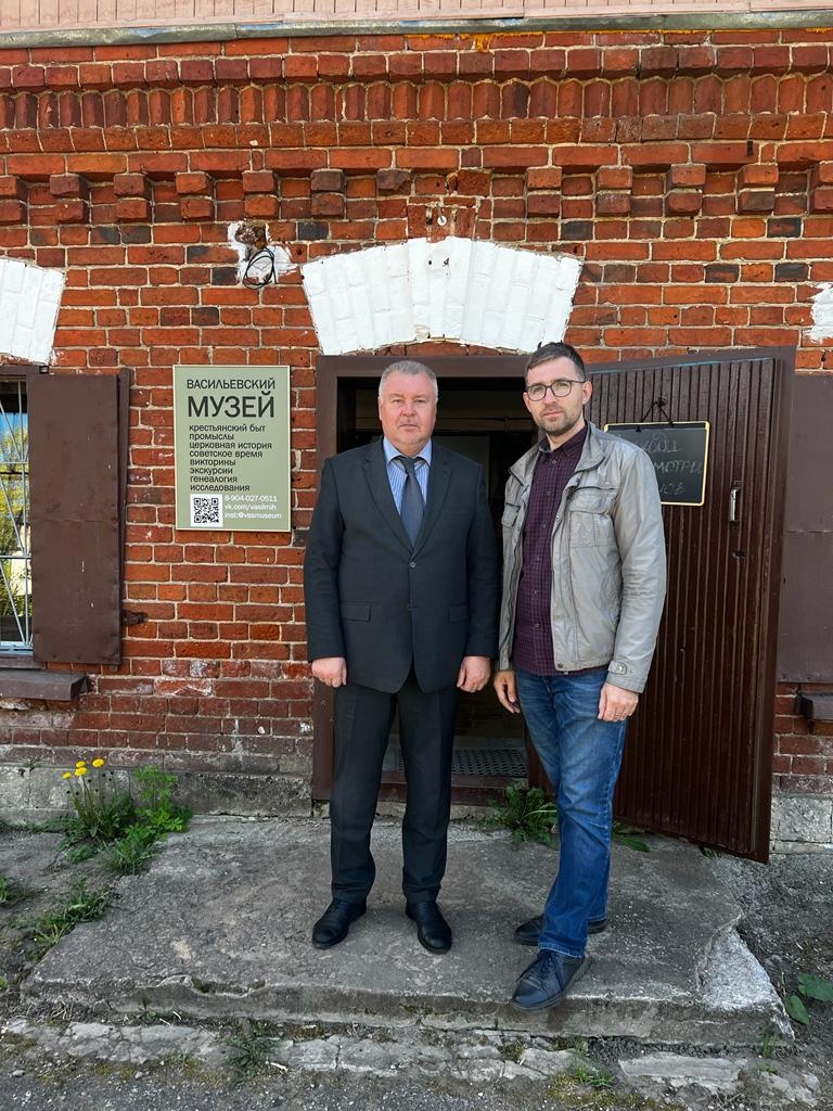 Глава Калининского района Андрей Зайцев посетил Музей гвоздарей